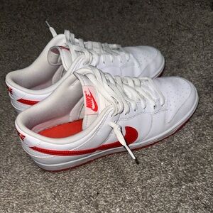 Men’s Nike dunks